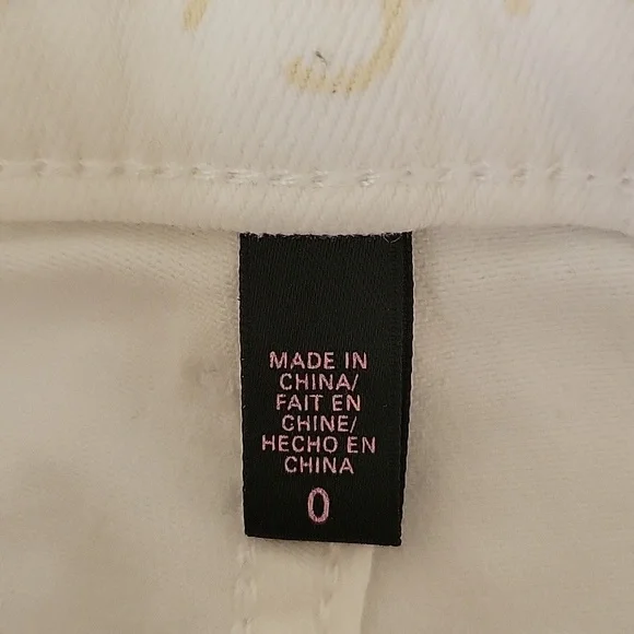 Victoria Secret High Rise, Distressed, White Denim Angel Wings Shorts Size 0 - Picture 4 of 12